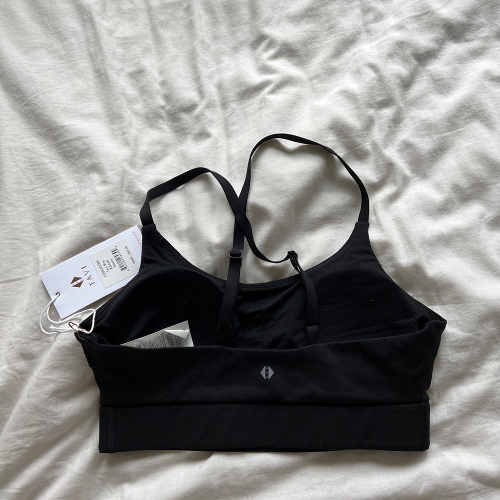 NWT sports bra